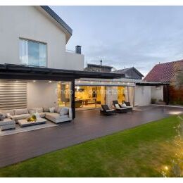 MAISON BETHENY - 4 CHAMBRES, GRENIER, CAVE, JARDIN ET GARAGES.