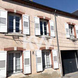 A VENDRE AU COEUR DE VERZENAY MAISON DE TYPE 7/8 AVEC GARAGE ET JARDIN