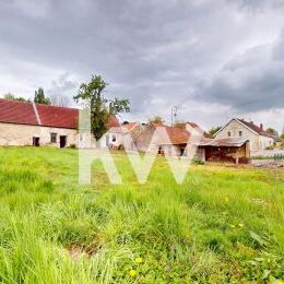 À vendre ? Longère spacieuse à rénover avec charme authentique