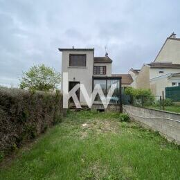 Maison T4 avec jardin et garages à EPERNAY (proche centre ville)