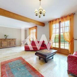 VENTE : maison de 7 pices (195 m)  DIZY