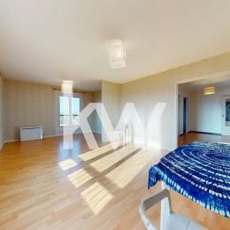 Appartement T4 avec balconnets et garage - SAINT BRICE COURCELLES
