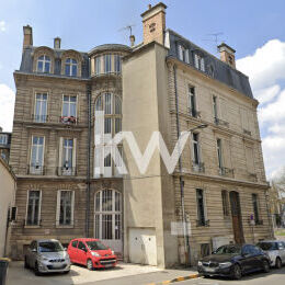 VENTE : appartement de 4 pièces (79 m²) à REIMS
