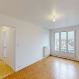 REIMS - SECTEUR AVENUE DE LAON, Appartement de type 2 avec cave et parking