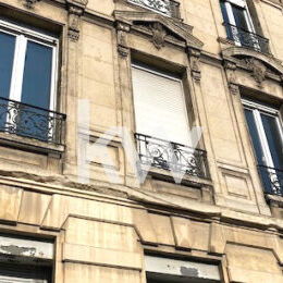 VENTE immeuble de prestige en Hyper-Centre de REIMS face à la Cathédrale